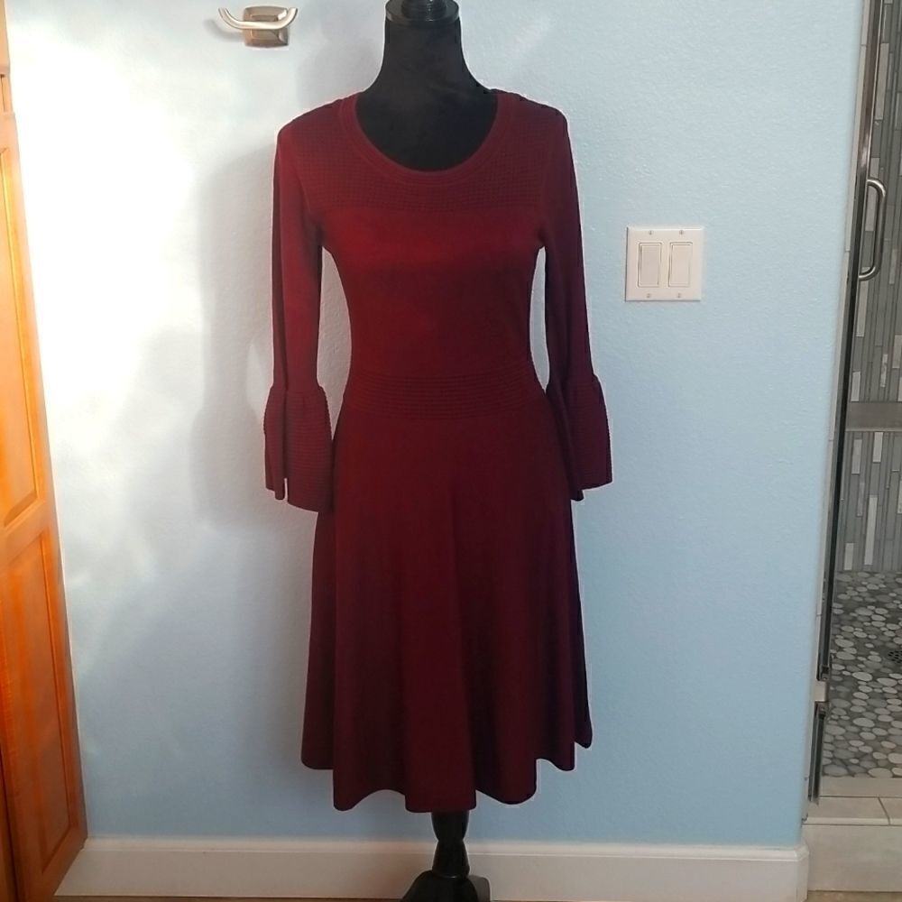 Liz Claiborne bell sleeve maroon dress